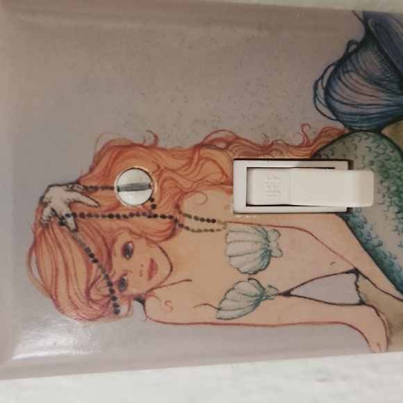 Adorable Mermaid light switch cover - Picture 2 of 3